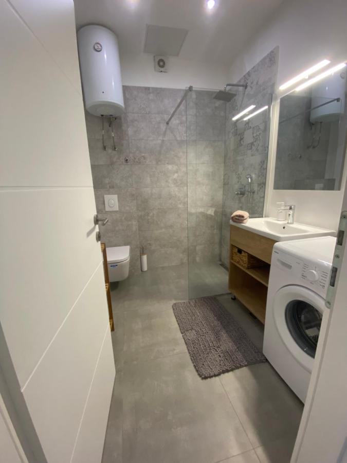 Apartmani Niks Makarska Zewnętrze zdjęcie